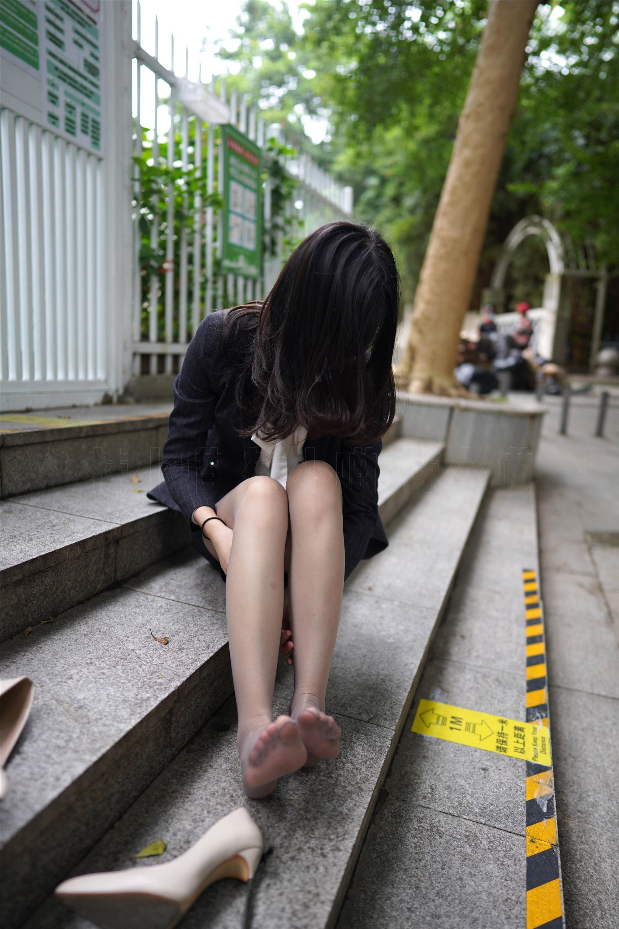 kittyWawa袜小喵  KT240 请保持1米以上距离